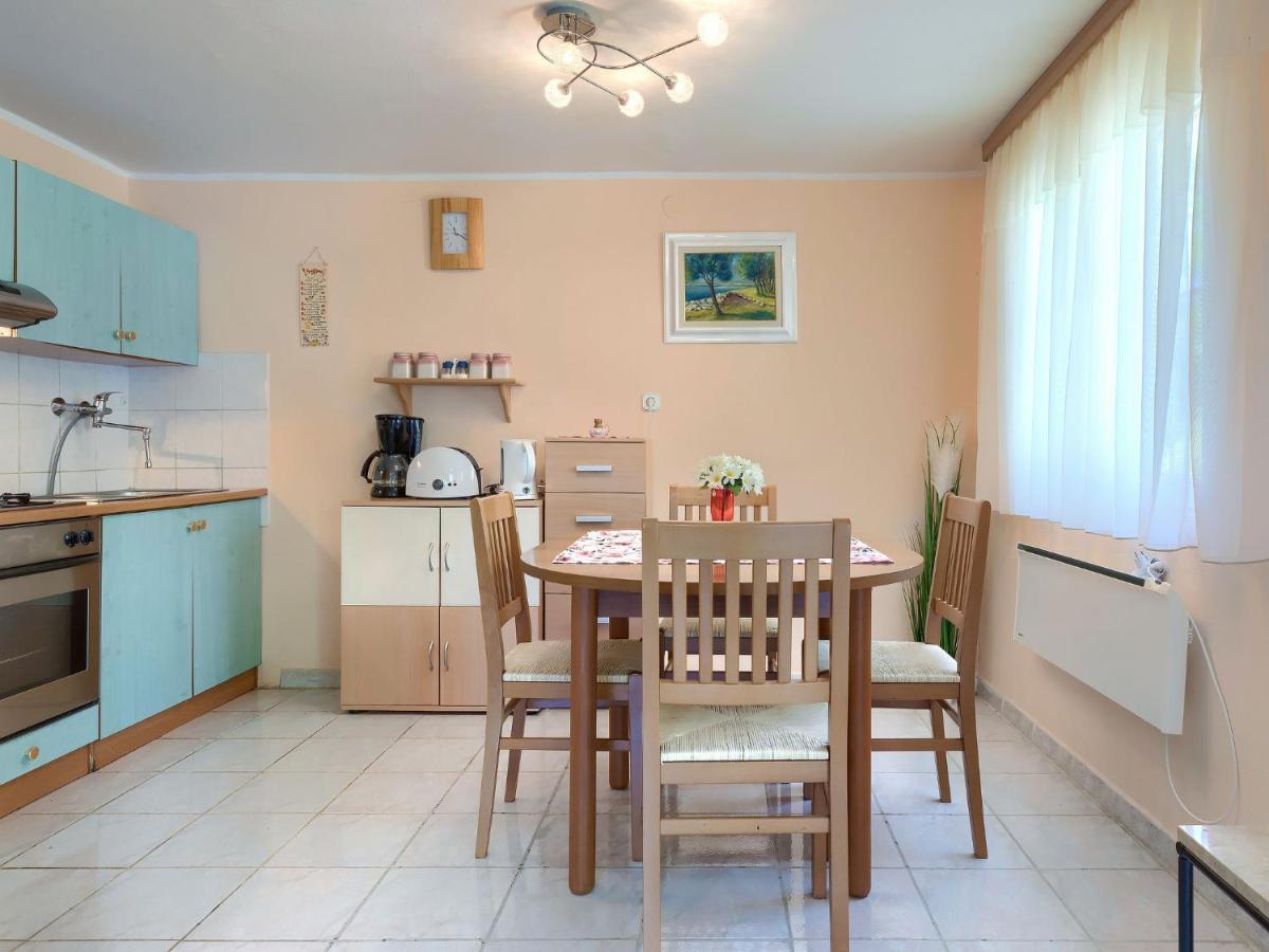 Holiday Home Lavanda - ROJ453 Žminj Esterno foto